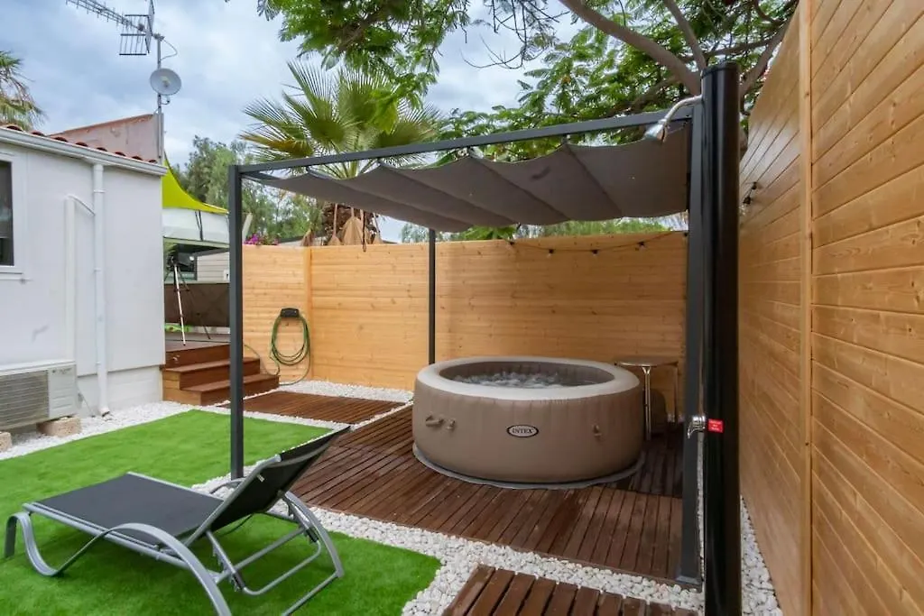 Apartment Private Paradise On Cozy Campsite, Jacuzzi, Netflix Las Galletas