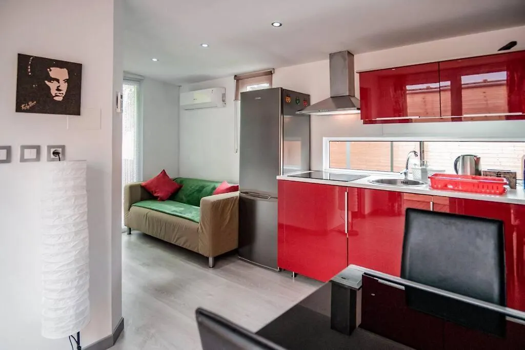Apartment Private Paradise On Cozy Campsite, Jacuzzi, Netflix Las Galletas Spain