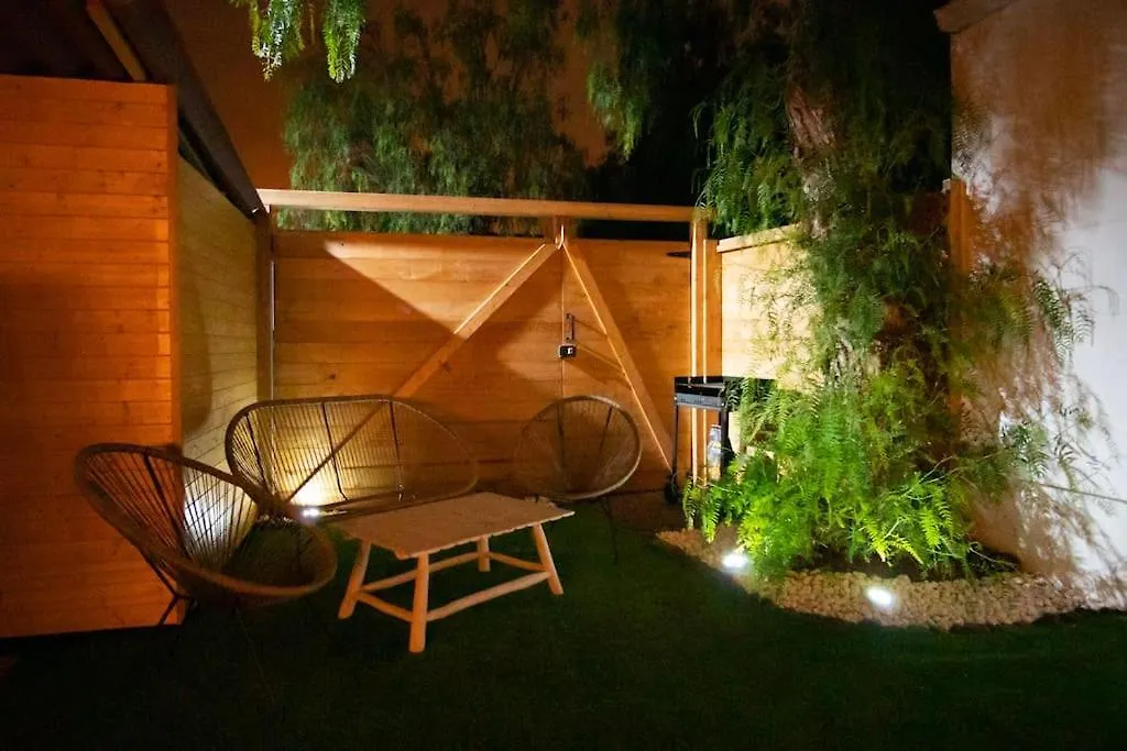 Apartment Private Paradise On Cozy Campsite, Jacuzzi, Netflix Las Galletas